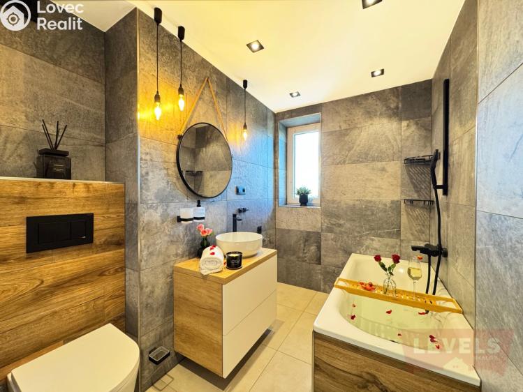 Sale apartment 3+1 Zliv, Jáchymovská 328 č. 2