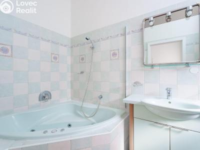 Оренда квартири 3+1 Praha, Vyšehradská č. 8