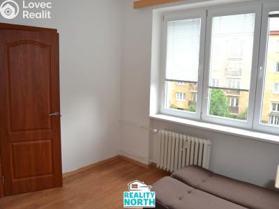 Аренда квартиры 2+1 Ústí nad Labem, Dukelských hrdinů č. 6