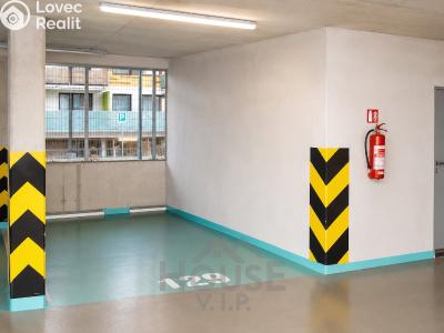 Продаж квартири 2+KK Praha, Makedonská č. 9