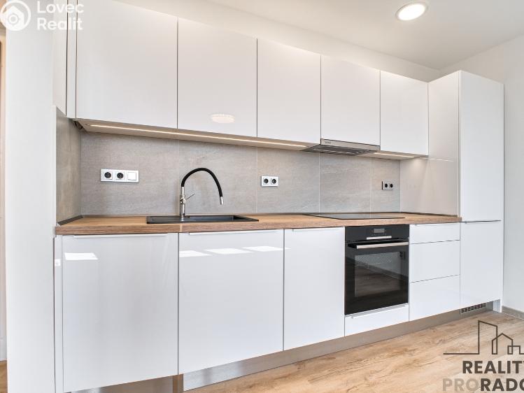 Аренда квартиры 2+KK Ostrava, Varenská 2941/12 č. 1