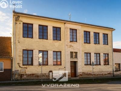 Продажа торгового помещеня Dolní Kounice č. 19