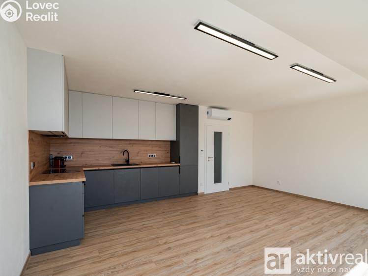 Pronájem bytu 2+KK Ovčáry, Na Bulánce 330 č. 3