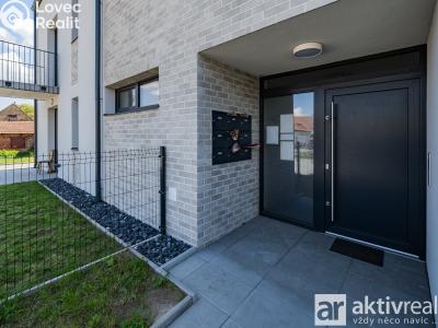 Pronájem bytu 2+KK Ovčáry, Na Bulánce 330 č. 19