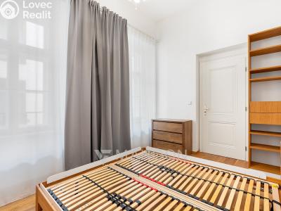 Sale apartment 2+KK Praha, Plzeňská č. 7