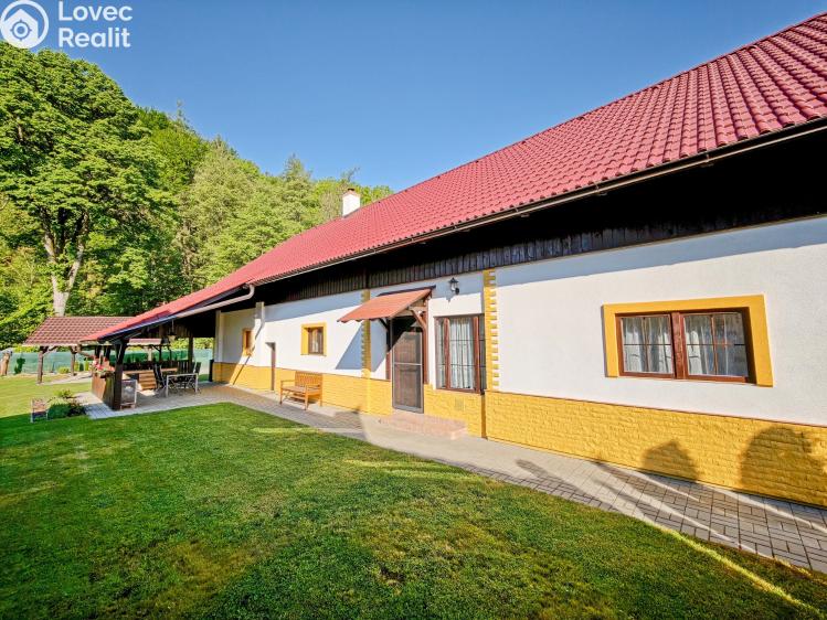 Продажа семейного дома Luže č. 3