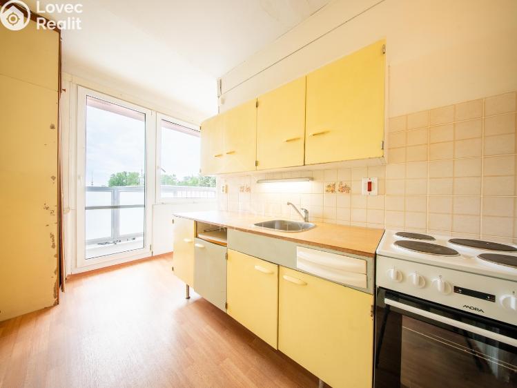 Sale apartment 2+1 Jindřichův Hradec, sídliště U Nádraží č. 4