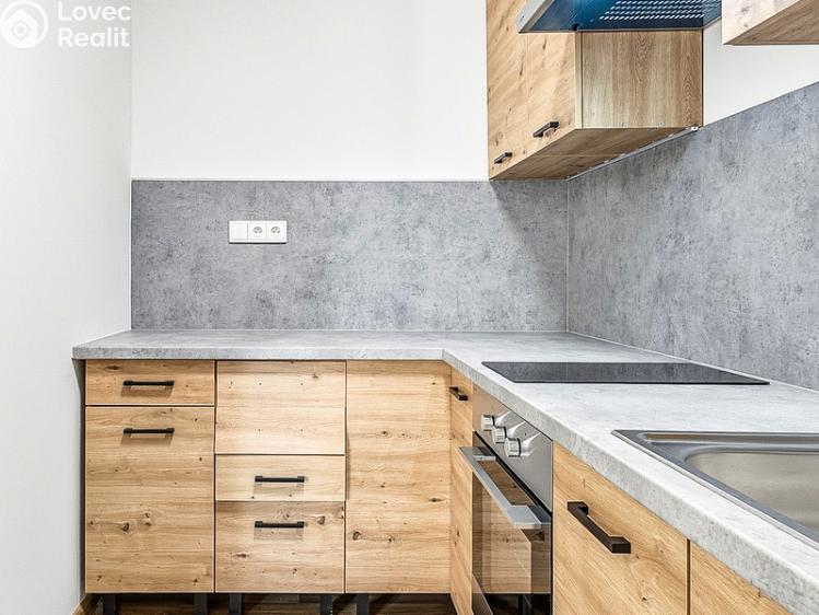 Аренда квартиры 2+KK Praha, Zelenohorská 484/12 č. 5