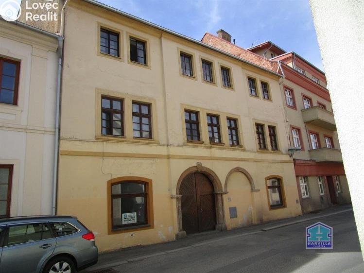 Pronájem bytu 1+KK Stříbro, Husova 95 č. 1
