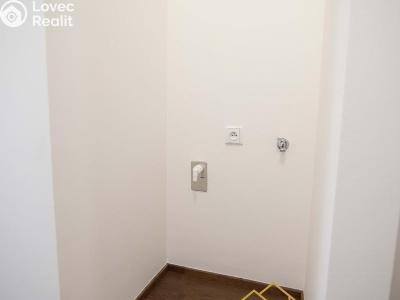Аренда квартиры 2+KK Praha 10, Dolní Měcholupy, Honzíkova č. 12