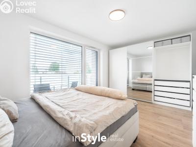 Pronájem bytu 2+KK Staré Město, Svatovítská 583 č. 14