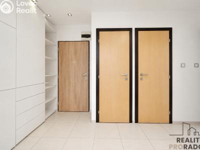 Prodej bytu 2+1 Pardubice, Jilemnického 2220 č. 9