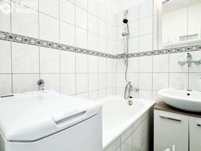 Pronájem bytu 2+KK Praha, Chlumčanského č. 7