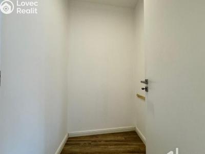 Pronájem bytu 2+KK Praha, Chlumčanského č. 9