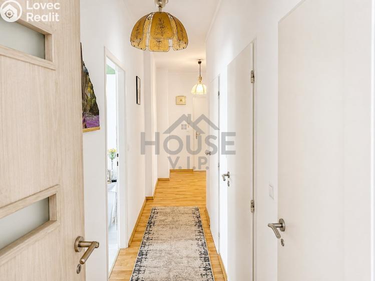 Sale apartment 3+KK Praha, Ortenovo náměstí č. 2