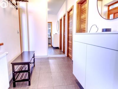 Pronájem bytu 4+KK Hradec Králové, Národních mučedníků č. 12