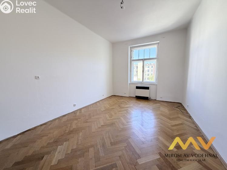 Rent apartment 2+KK Hradec Králové, Nerudova č. 3