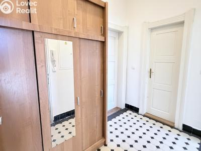 Pronájem bytu 2+KK Hradec Králové, Nerudova č. 15