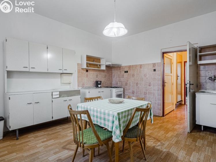Prodej rodinného domu Kladno, Kozinova 11 č. 4
