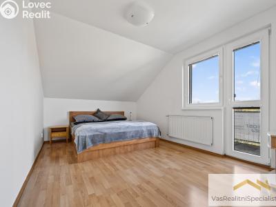 Prodej bytu 3+1 Praha, Vršní č. 9