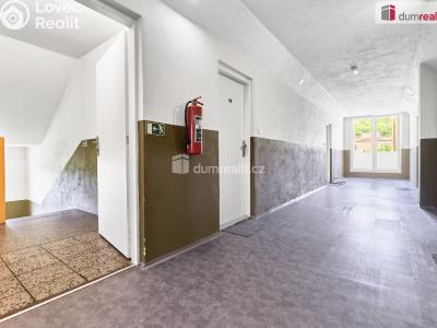 Prodej bytu 2+KK Karlovy Vary, Charkovská č. 14