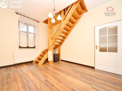 Prodej rodinného domu Cerhenice, Na vinohradech 207 č. 7