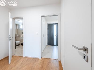 Pronájem bytu 2+KK Pardubice, Smilova 2935 č. 9