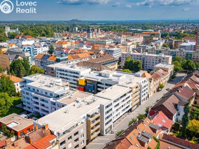 Pronájem bytu 2+KK Pardubice, Smilova 2935 č. 17