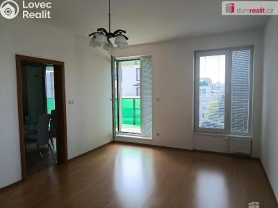 Оренда квартири 3+KK Praha 18, Nepomuckých č. 10