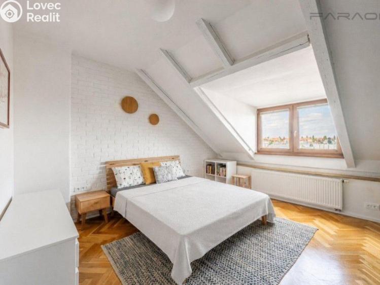 Оренда квартири 4+KK Praha, Šlikova č. 5