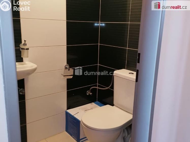Оренда квартири 2+KK Praha 8, Zenklova č. 3