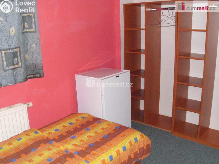 Оренда квартири 1+KK Praha-Čakovice, Cukrovarská č. 2