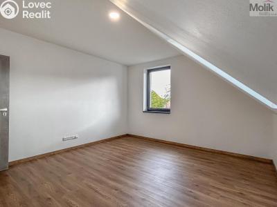 Pronájem rodinného domu Dubí, Zahradní 643 č. 21
