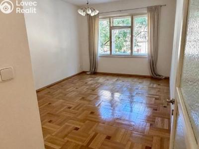 Pronájem bytu 3+1 Praha, Francouzská č. 5