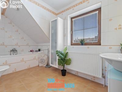 Prodej rodinného domu Jindřichův Hradec, Na Palici 343 č. 16
