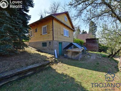 Продаж хатини Lštění, K zastávce 143 č. 7