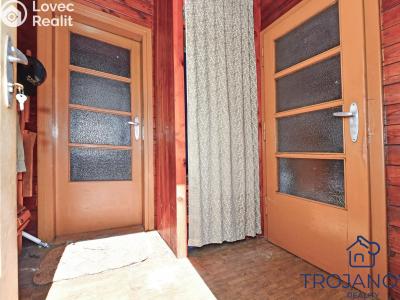 Продаж хатини Lštění, K zastávce 143 č. 8