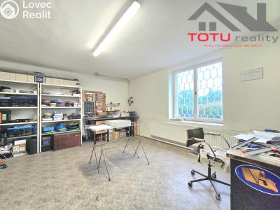 Продаж торгового приміщення Předměřice nad Labem, Obránců míru č. 11