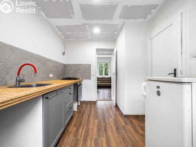 Prodej bytu 4+1 Karlovy Vary, Kosmonautů č. 10