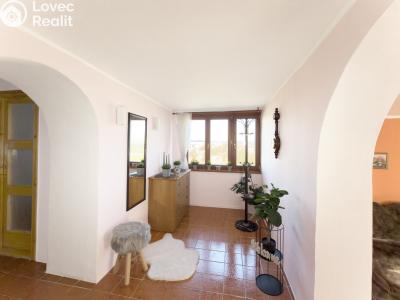 Sale family house Skočice č. 8