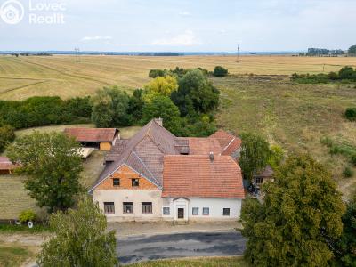 Prodej komerční nemovitosti Chroustovice č. 1