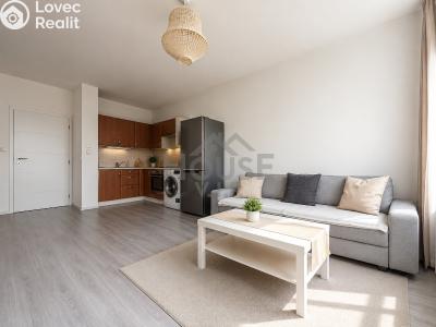 Продаж квартири 2+KK Praha, Samohelova č. 3