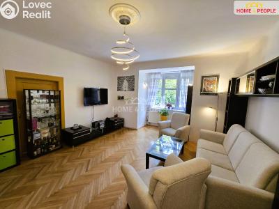 Sale apartment 3+1 Praha 3, Hartigova č. 5