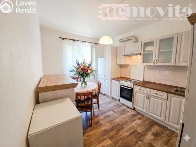 Продаж квартири 2+1 Praha, Kremličkova č. 7