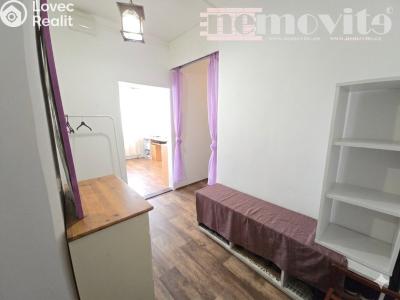 Продаж квартири 2+1 Praha, Kremličkova č. 4