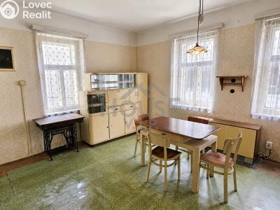 Prodej rodinného domu Kostelec nad Černými lesy, Pražská č. 6