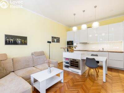 Sale apartment 3+KK Praha, Svornosti č. 19