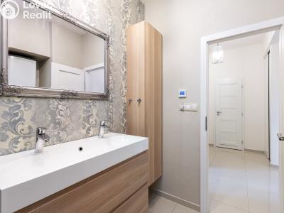 Sale apartment 3+KK Praha, Svornosti č. 22