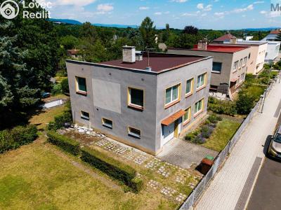 Sale multi-gen house Chomutov, Krátká 4316 č. 6