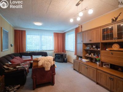 Sale multi-gen house Chomutov, Krátká 4316 č. 25